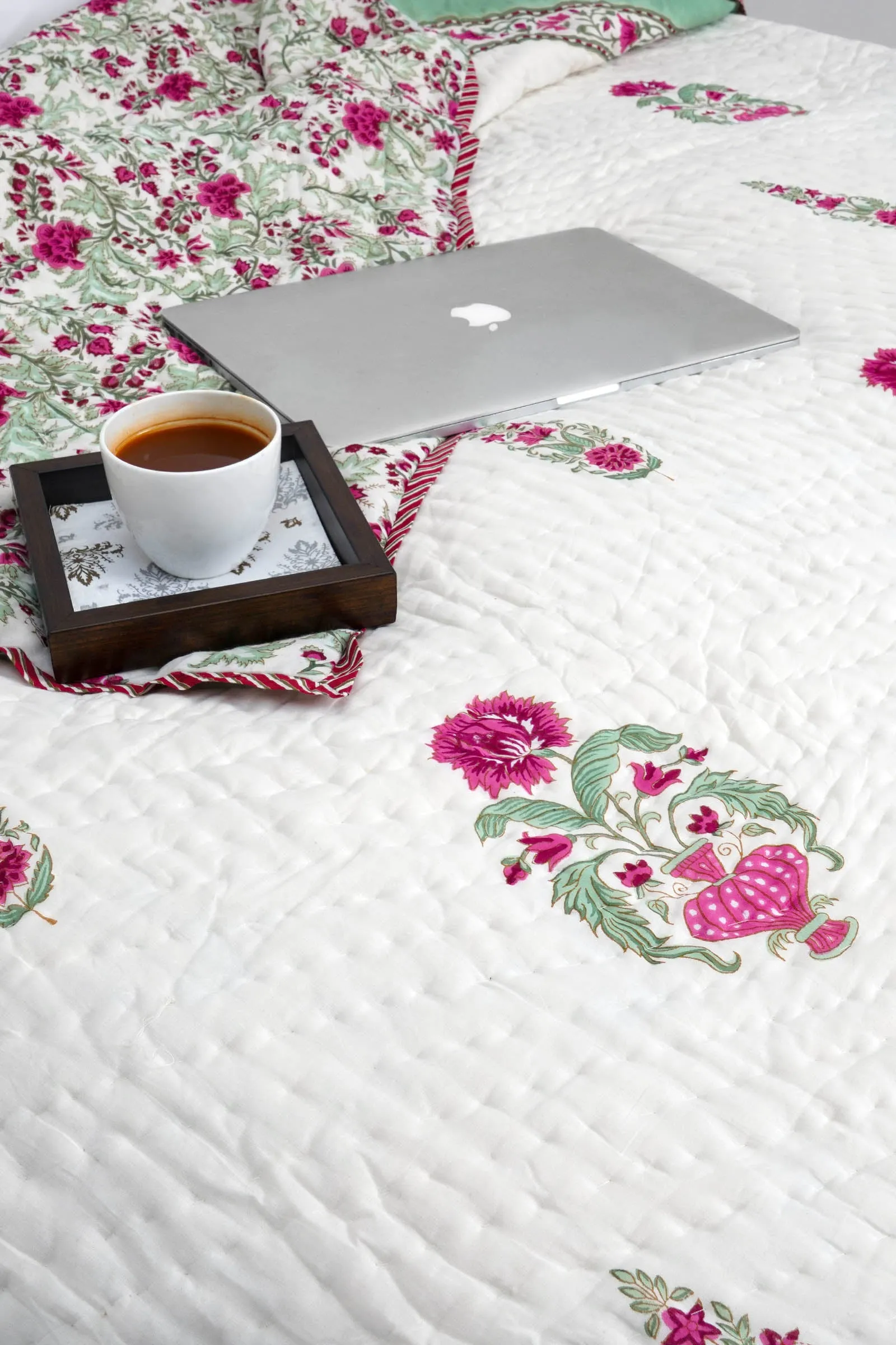 Guldasta E Shaheena Cotton Muslin Quilt