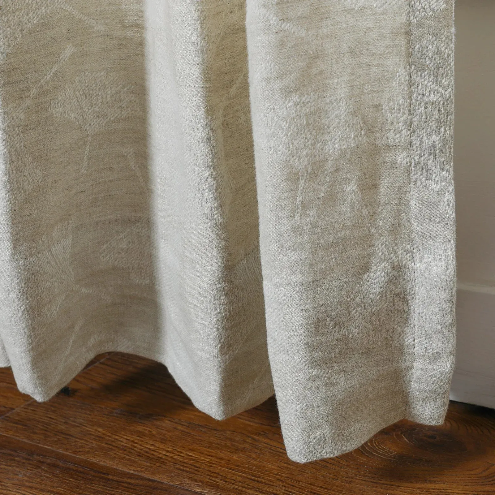 Lance 100% Linen Jacquard Curtain Grommet