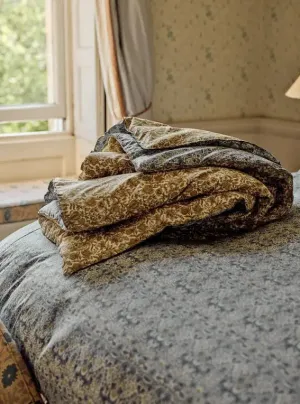 LODDEN CHINA BLUE & SAMBOURNE YELLOW Liberty Reversible Heirloom Quilt