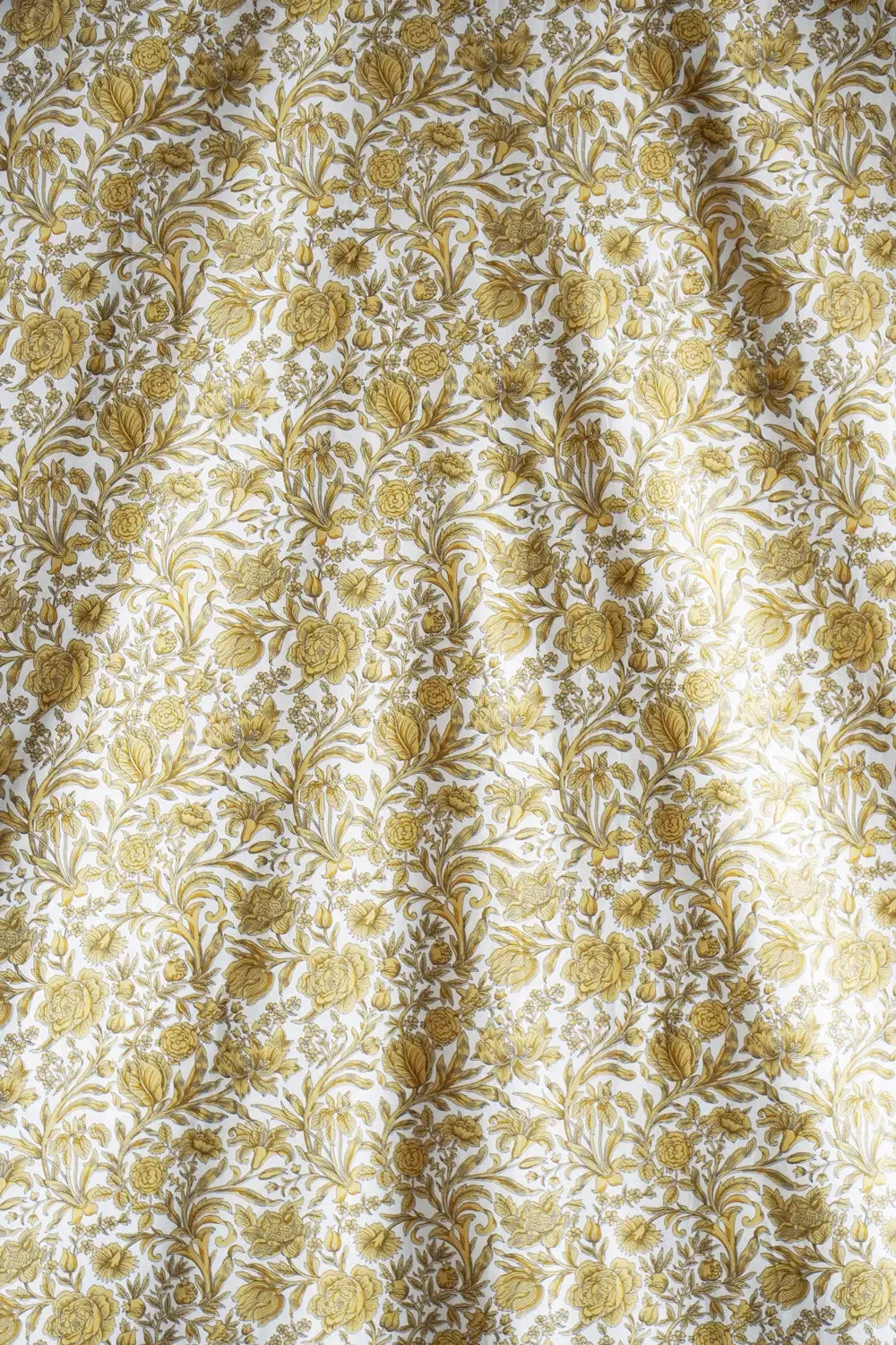 LODDEN CHINA BLUE & SAMBOURNE YELLOW Liberty Reversible Heirloom Quilt