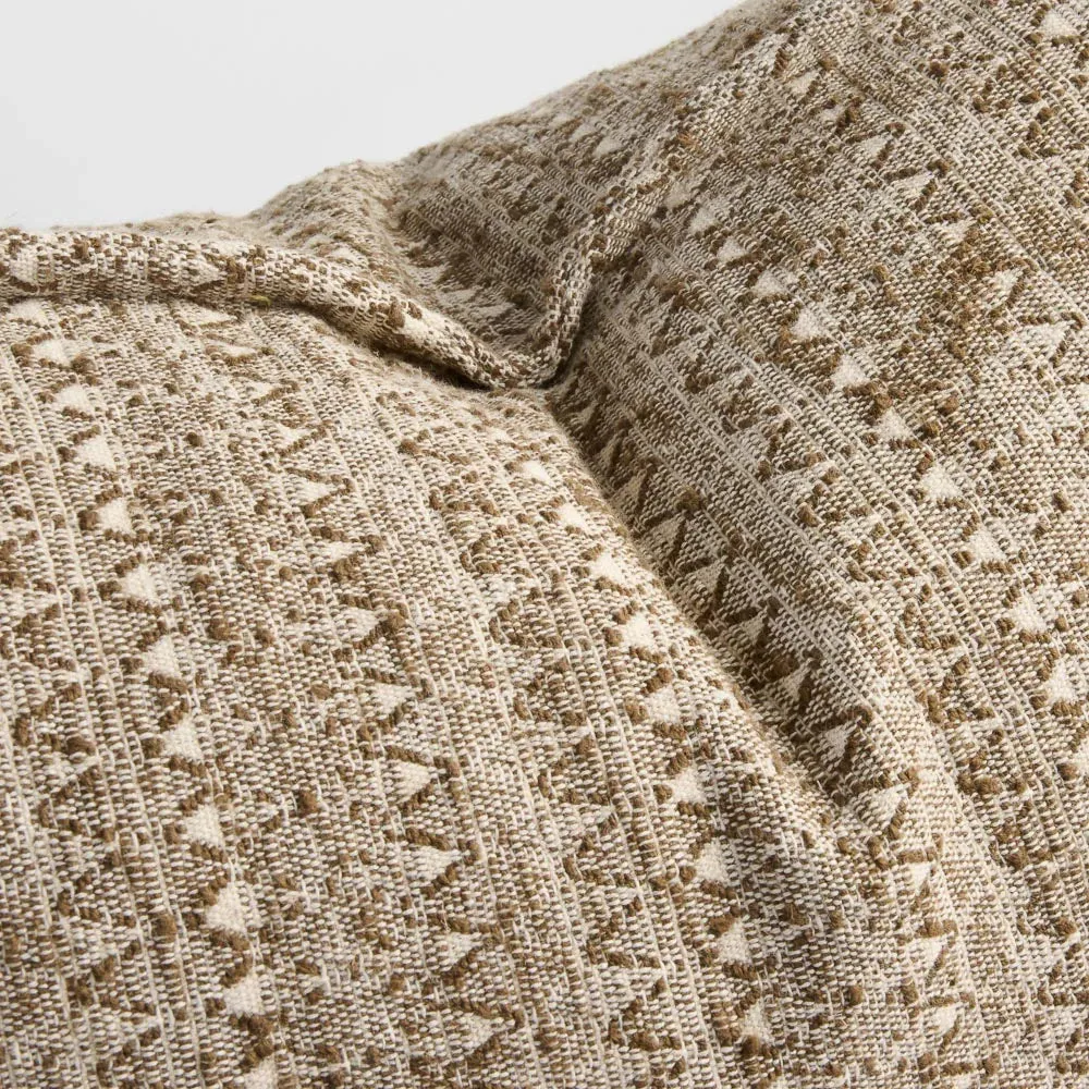 LOWAN CUSHIONS
