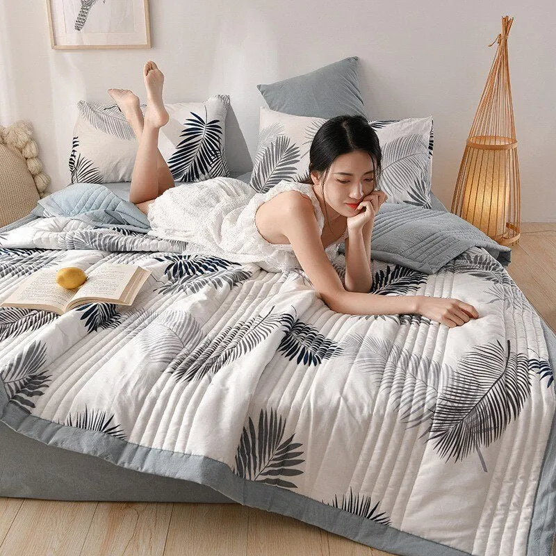 Thin Quilted Blanket for Summer Bedding